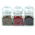 Sklenená soľnička/korenička 5,8x5,8x9,5 cm 0,12 L Sklenená soľnička/korenička 5,8x5,8x9,5 cm 0,12 L