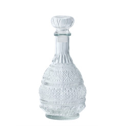 Karafa sklenená SUKNIČKA 26x11cm 0,95 L Karafa sklenená SUKNIČKA 26x11cm 0,95 L